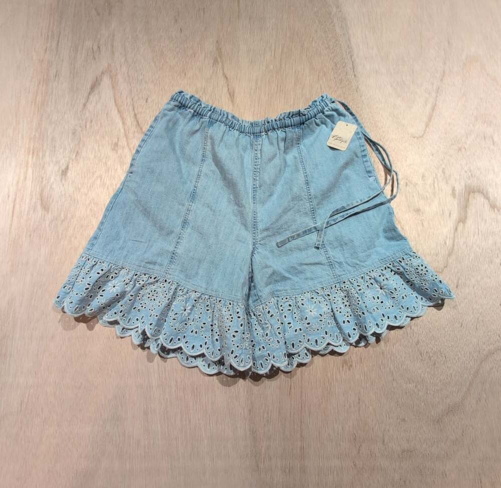 We The Free Daybreak LT Blue Denim Eyelet Ruffle Shorts Skirt - NWT , New with T